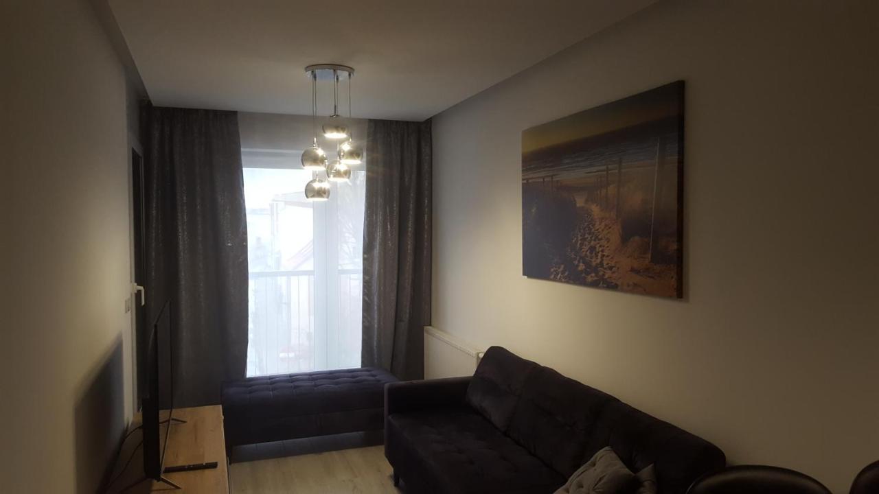 Apartament Skarbowa 2 & Parking เลชโน ภายนอก รูปภาพ
